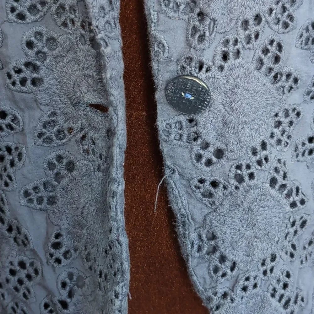 - Sandro navy Cotton eyelet embroidered Cropped blazer size S 3/4 sleeves - Picture 4 of 7